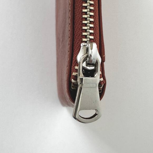 Floto Italian Leather Wallet Cardholder in Brown with Phone Holder - Picture 11 of 11